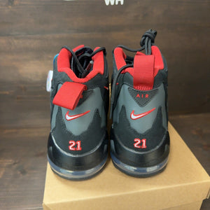 Nike Air DT Max '96 Falcons Size 12 (Pre-Owned) - Image 4