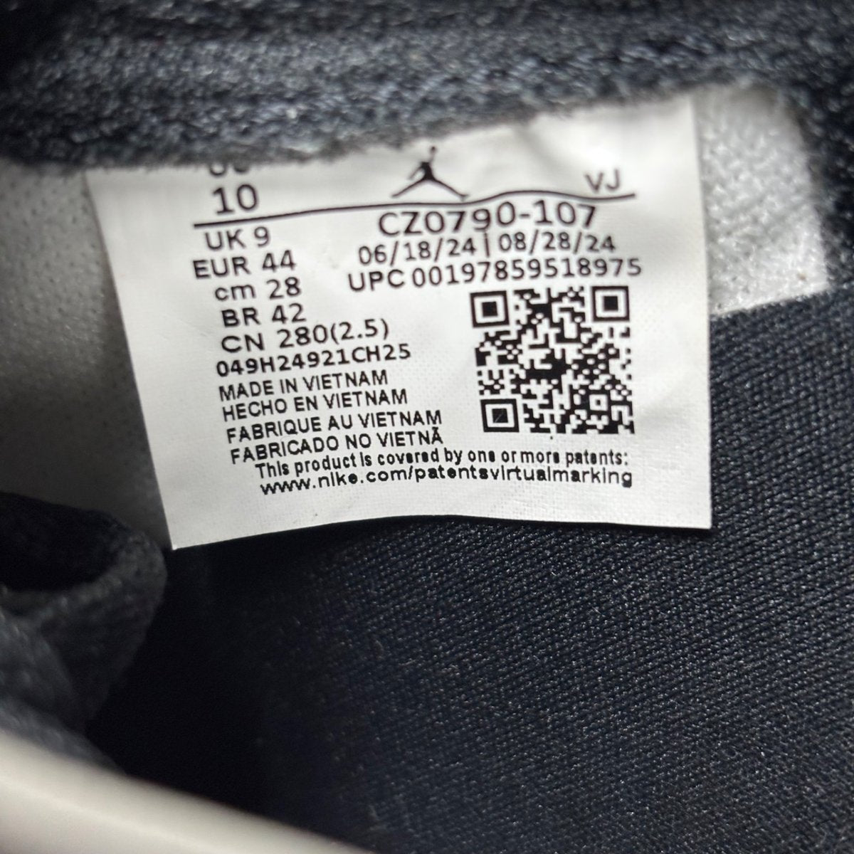 Jordan 1 Low OG Rookie of the Year Size 10 (Pre-Owned) - aux