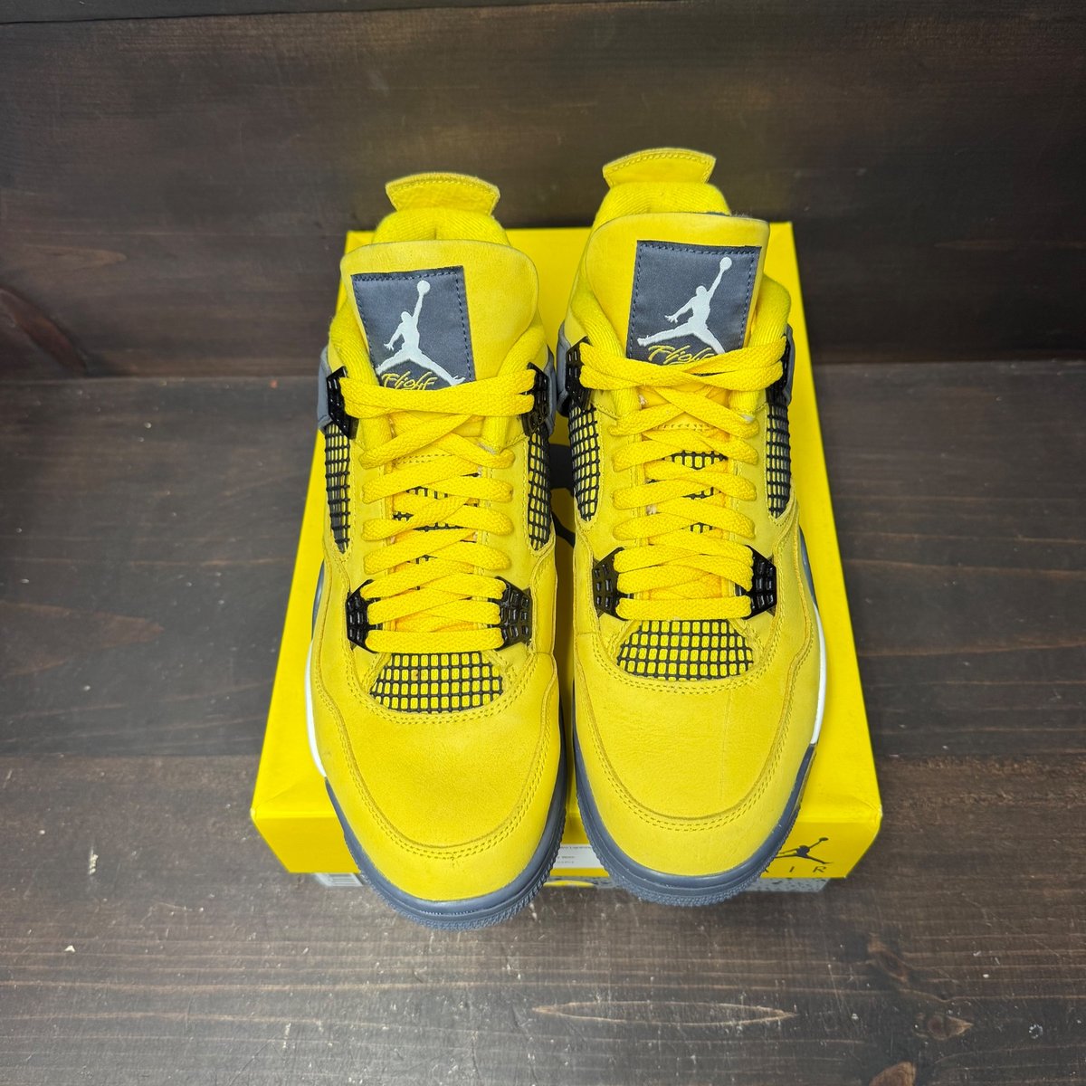 Jordan 4 Retro Lightning (2021) Size 10.5 (Pre-Owned) - back