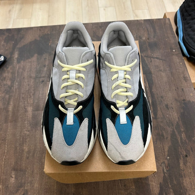 adidas Yeezy Boost 700 Wave Runner Size 11 (Pre-Owned) - Image 2