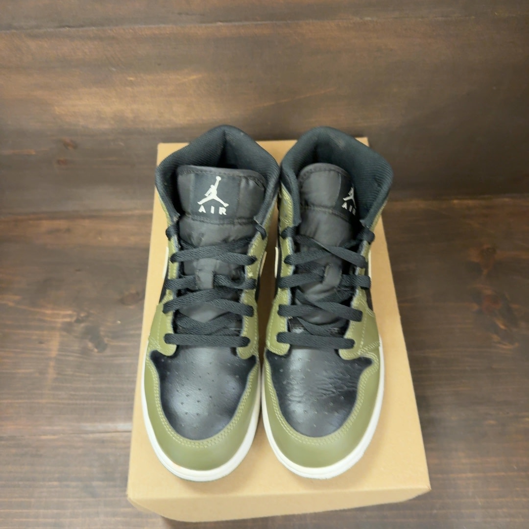 Jordan 1 Mid Black White Olive (GS) Size 7Y (Pre-Owned) - Image 3