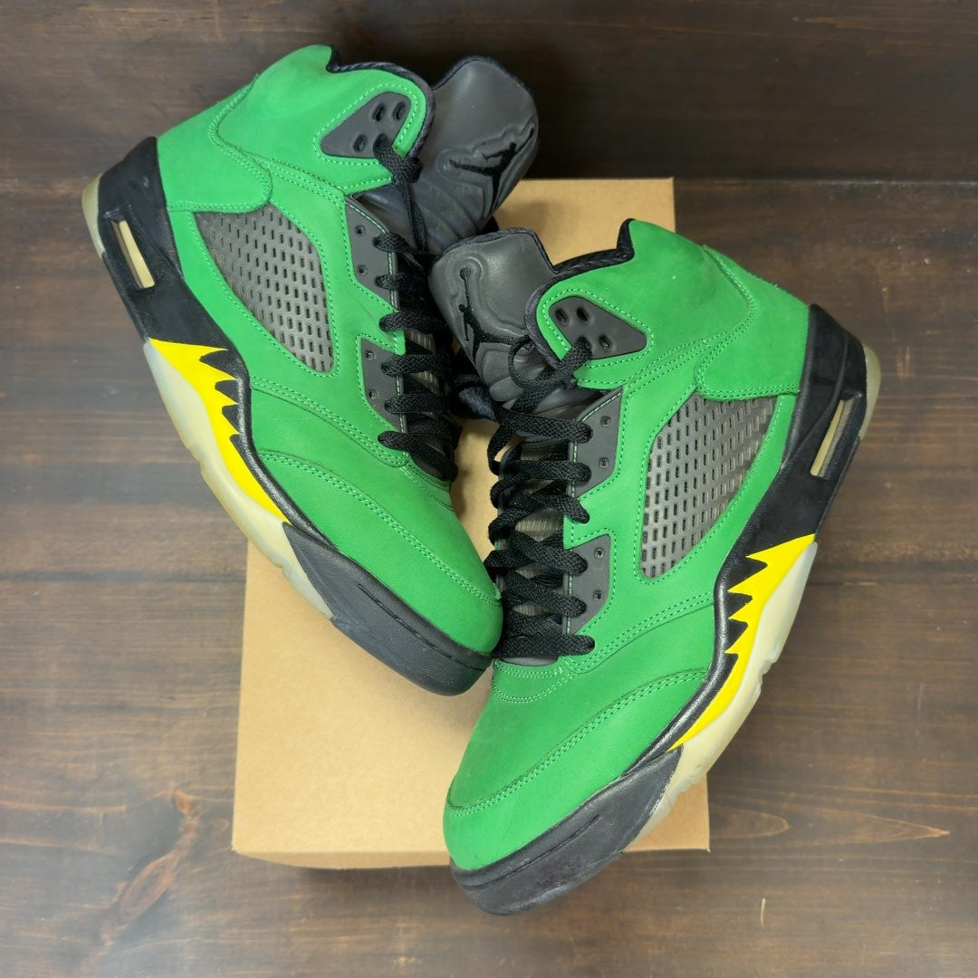 Jordan 5 Retro SE Oregon Size 12 (Pre-Owned) - Image 2