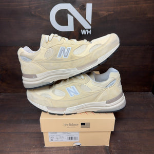 New Balance 992 MiUSA Calcium - Image 1