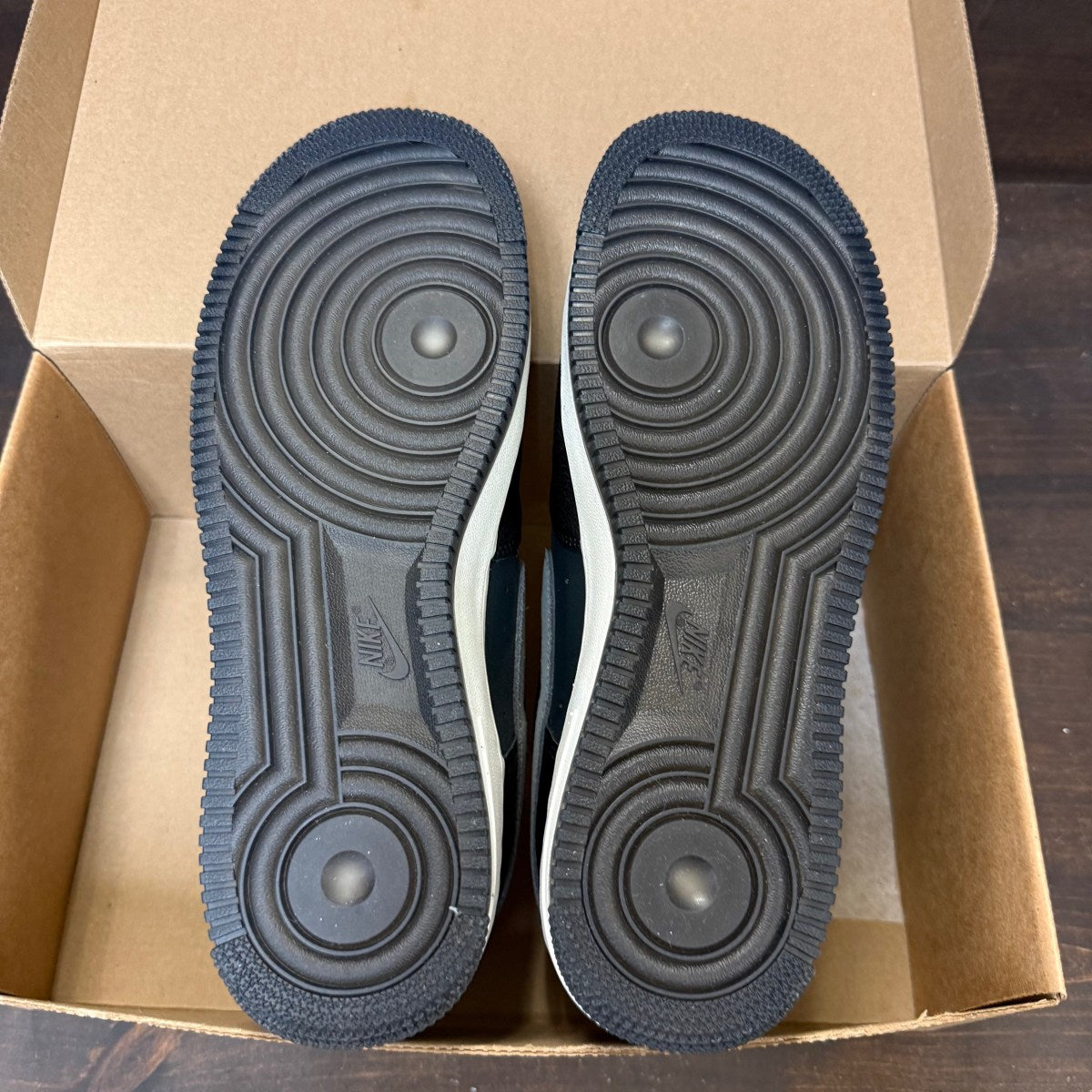 Nike Air Force 1 '07 Smoke Grey Size 10 (Pre-Owned) - Image 7