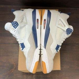 Jordan 4 Retro SB Navy Size 13 (Pre-Owned) - Image 4