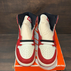 Jordan 1 Retro High OG Chicago Lost and Found (GS) Size 5Y - Image 3