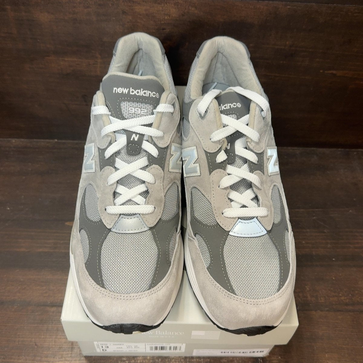 New Balance 992 MiUSA Grey Silver Metallic Size 13 (Pre-Owned) - tag