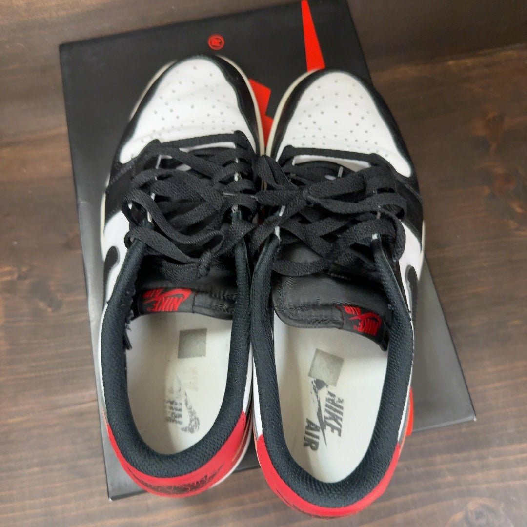 Jordan 1 Retro Low OG Black Toe (2023) Size 10.5 (Pre-Owned)