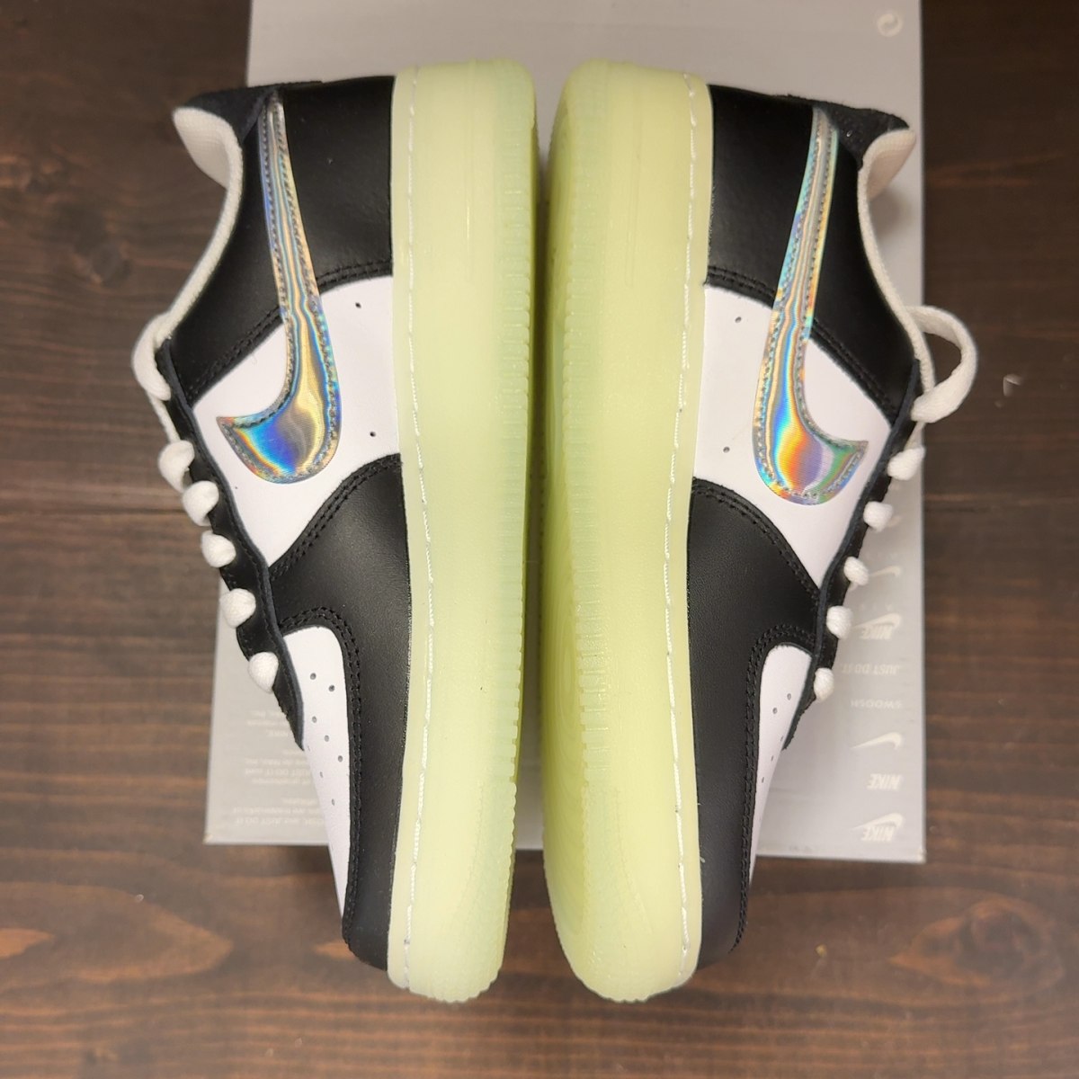 Nike Air Force 1 Low LV8 Year of the Dragon (2024) (GS) - Image 4
