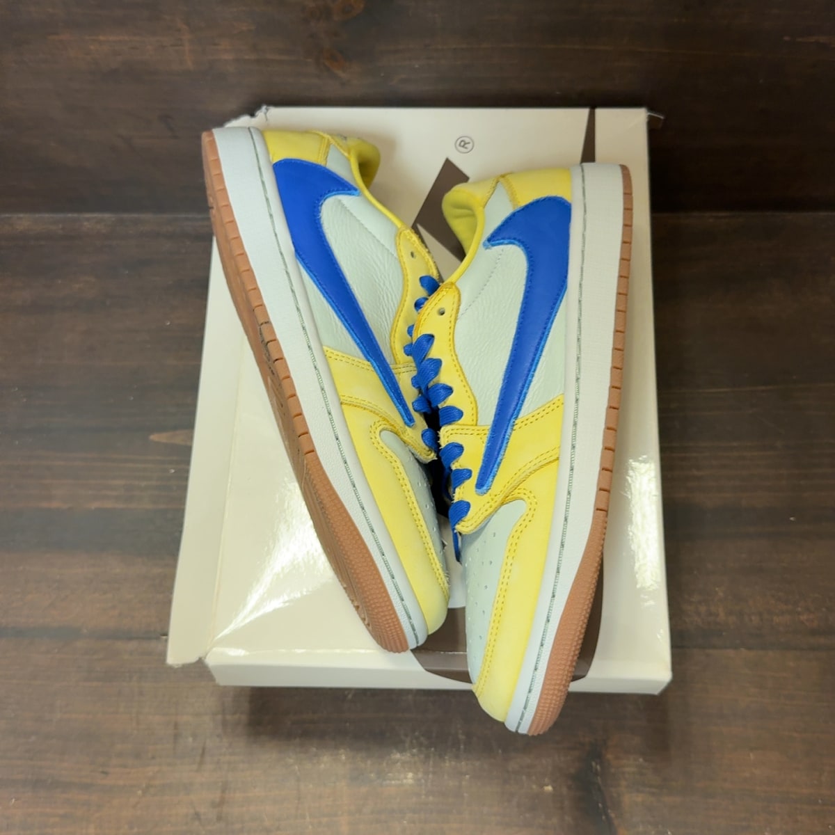 Jordan 1 Retro Low OG SP Travis Scott Canary (Women's) - Image 2