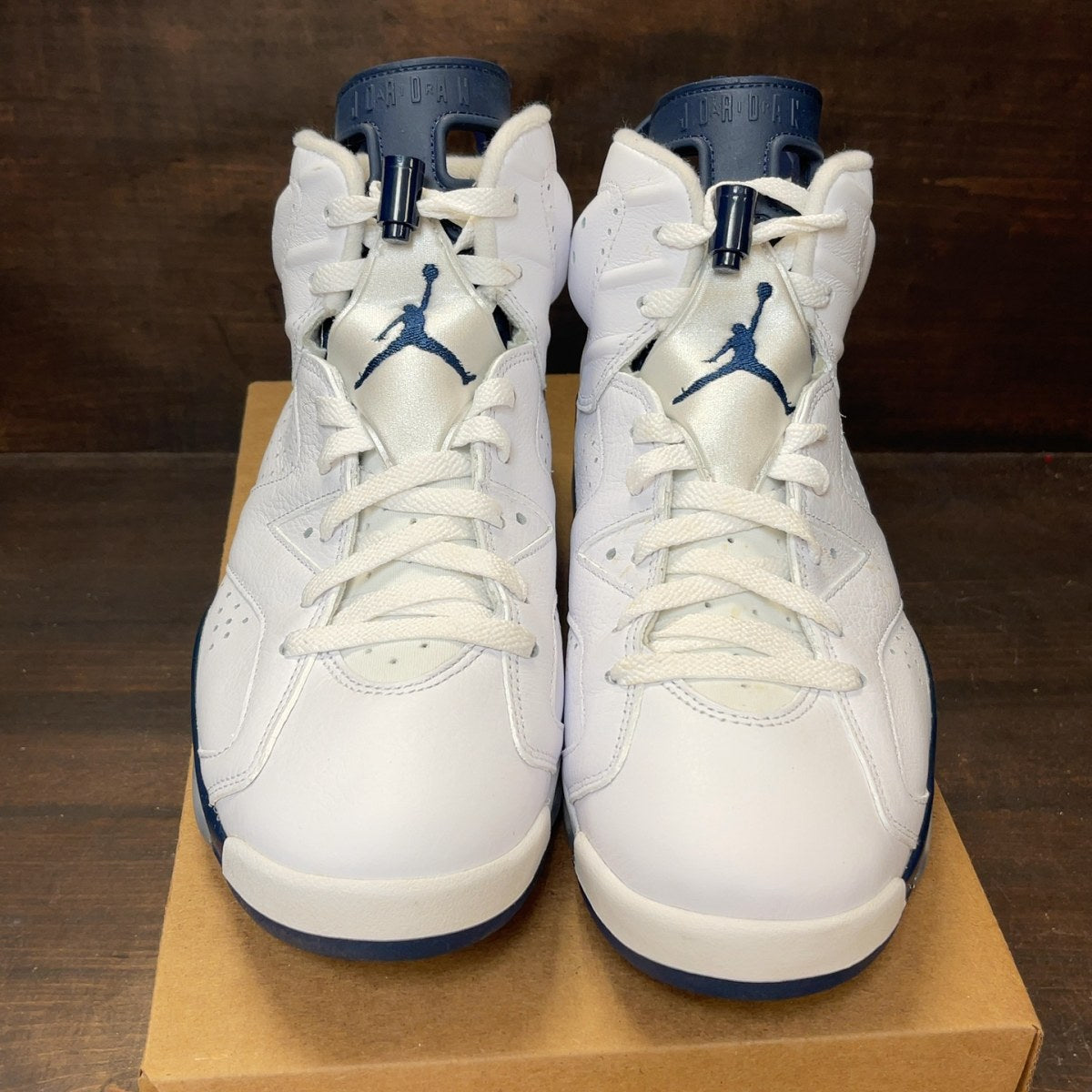 Jordan 6 Retro Midnight Navy (2022) Size 10.5 (Pre-Owned) - Image 3
