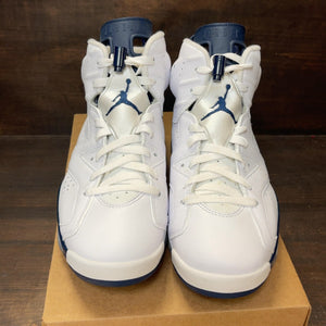 Jordan 6 Retro Midnight Navy (2022) Size 10.5 (Pre-Owned) - Image 3