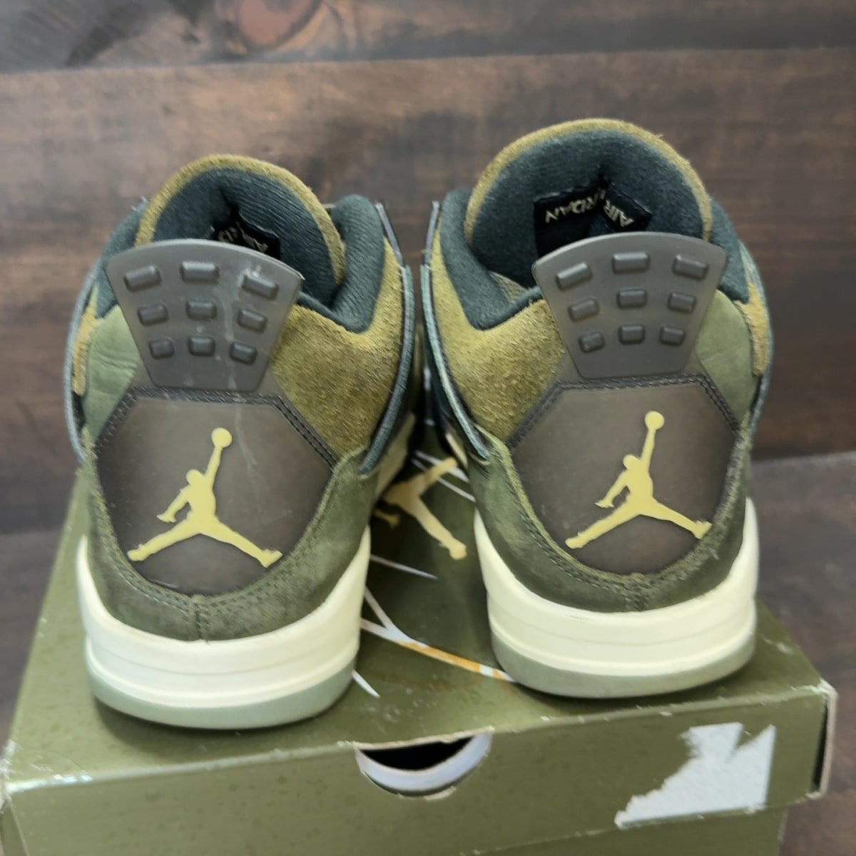 Jordan 4 Retro SE Craft Medium Olive - Image 5