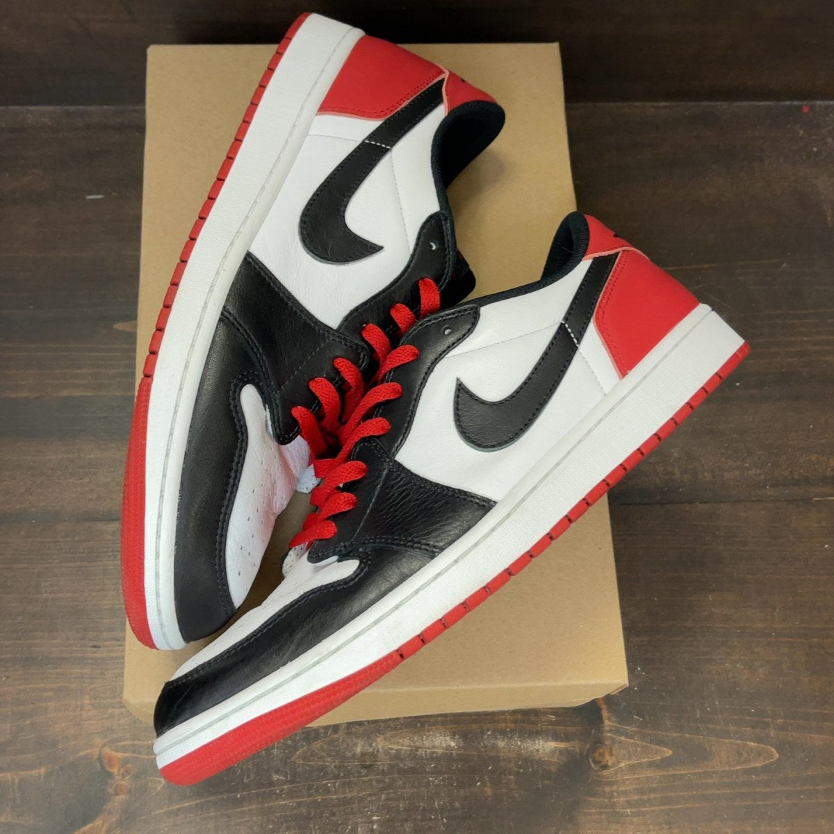 Jordan 1 Low Black Toe (2019) Size 12 (Pre-Owned) - Image 2