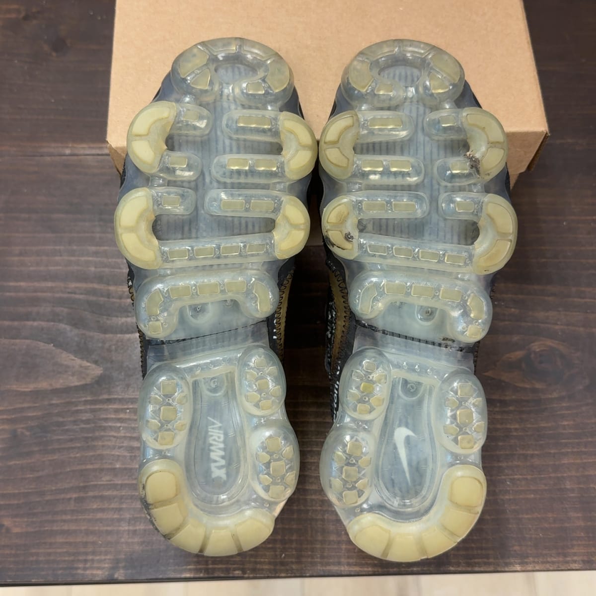 Nike Air VaporMax Off-White Black (2018) Size 6 (Pre-Owned) - aux