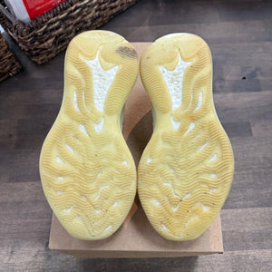 adidas Yeezy Boost 380 Calcite Glow Size 7.5 (Pre-Owned) - Image 5