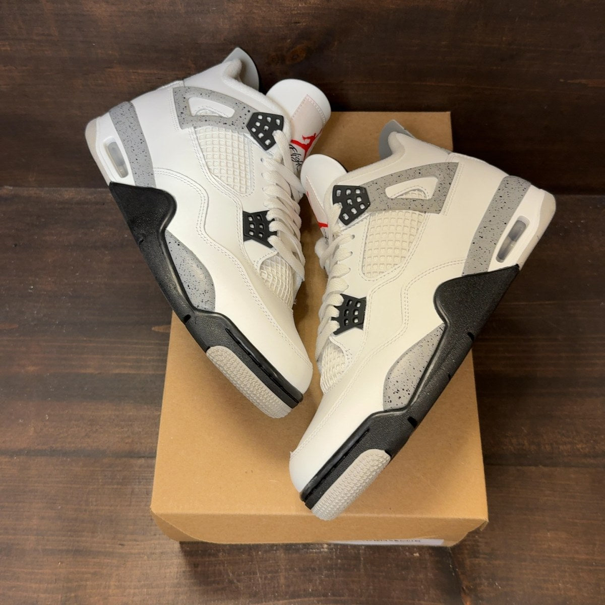 Jordan 4 Retro White Cement (2025) Size 9 (Pre-Owned) - Image 2