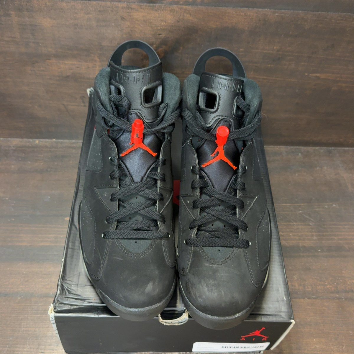 Jordan 6 Retro Infrared Black (2014) Size 10 (Pre-Owned) - tag