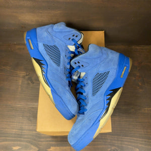 Jordan 5 Retro Blue Suede Size 11.5 (Pre-Owned) - Image 2