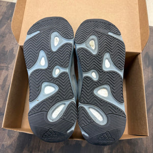 adidas Yeezy Boost 700 V2 Hospital Blue Size 12 (Pre-Owned) - Image 6