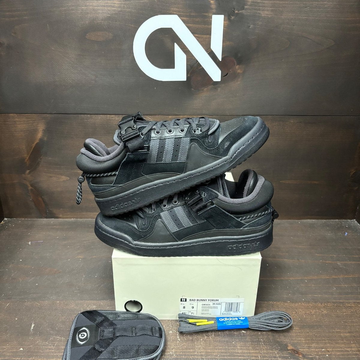 adidas Forum Low Bad Bunny Back to School Size 8 (Pre-Owned) - front