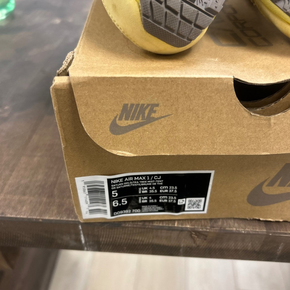 Nike Air Max 1 Travis Scott Cactus Jack Saturn Gold - Image 6