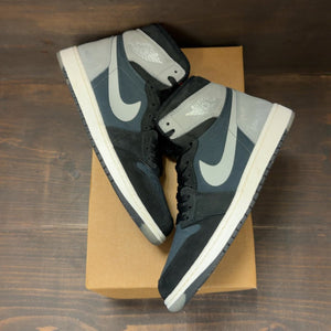Jordan 1 Retro High Element Gore-Tex Black Particle Grey Size 10 (Pre-Owned) - back