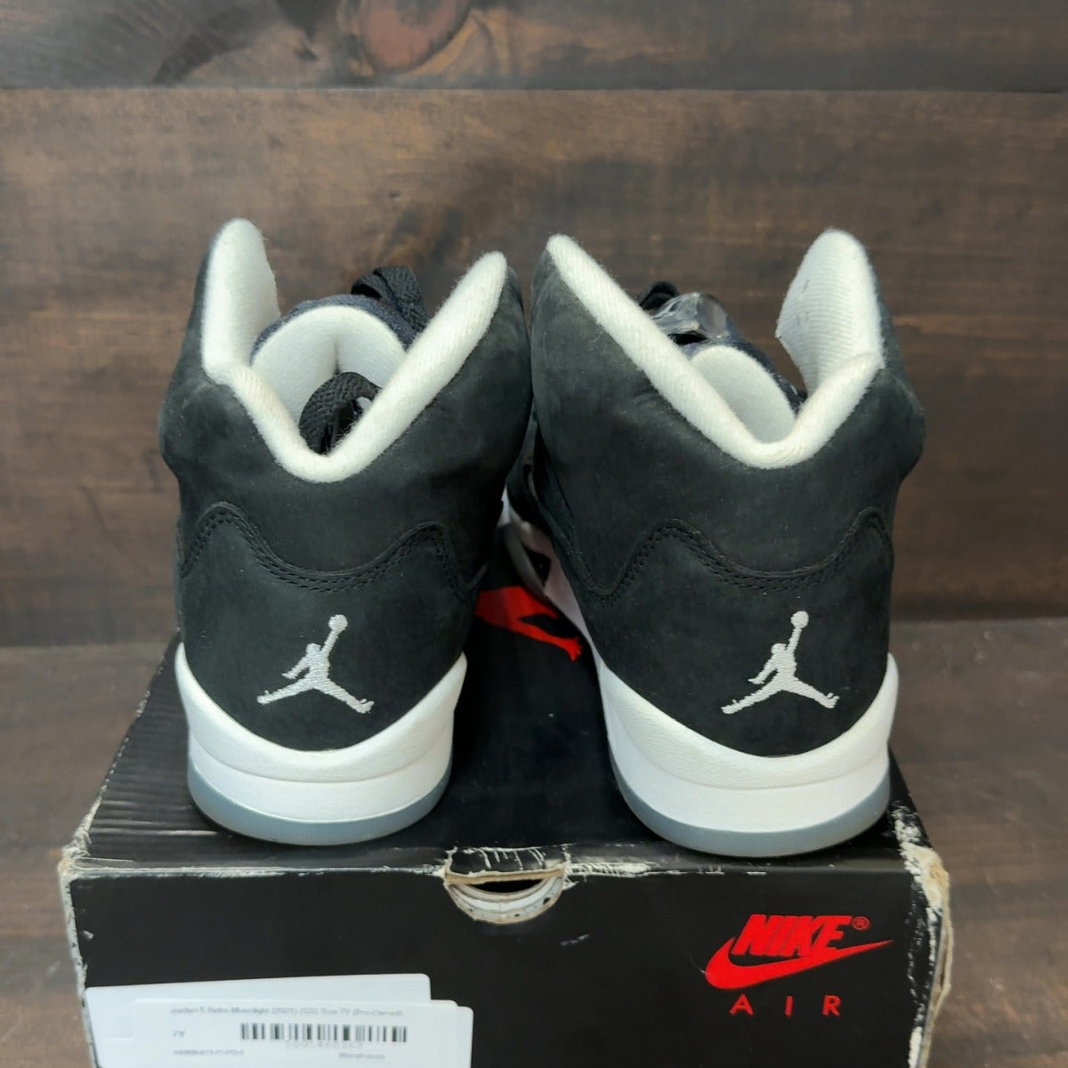 Jordan 5 Retro Moonlight (2021) (GS) Size 7Y (Pre-Owned) - Image 5