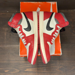 Jordan 1 Retro High OG Chicago Lost and Found - Image 4