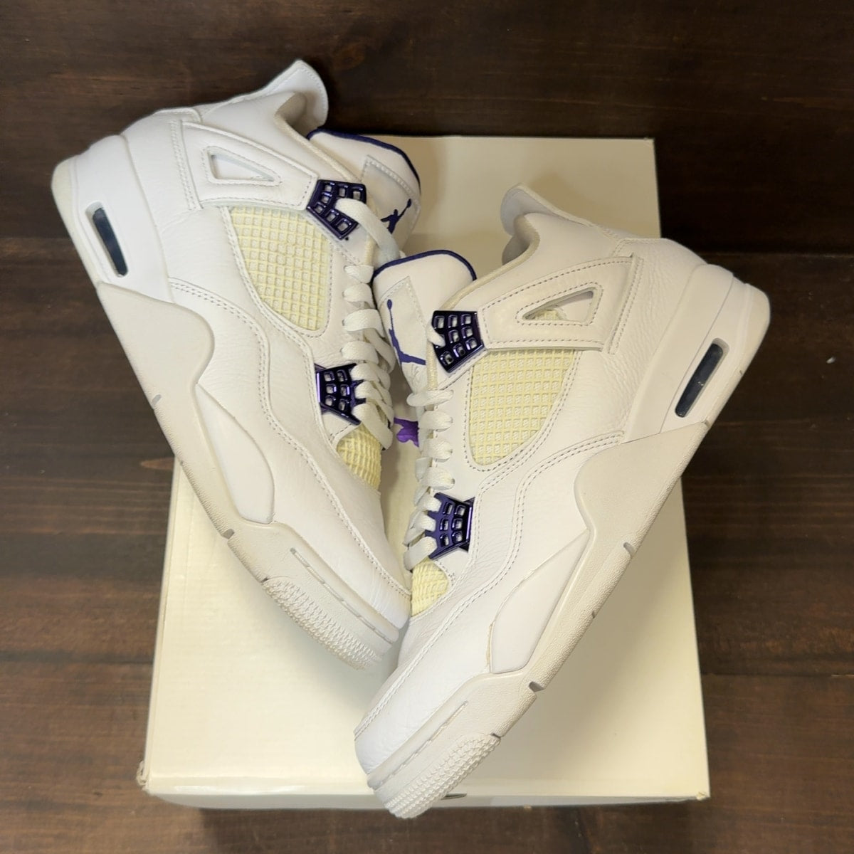 Jordan 4 Retro Metallic Purple - Image 2