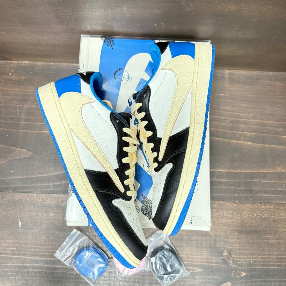 Jordan 1 Retro Low OG SP Fragment x Travis Scott - Image 4