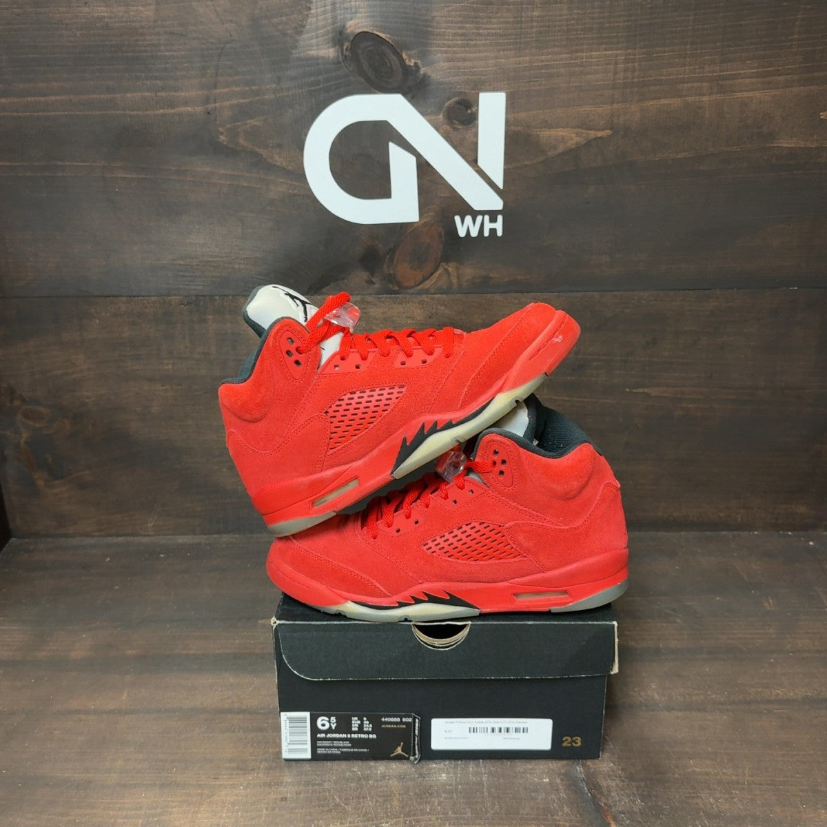 Jordan 5 Retro Red Suede (GS) Size 6.5Y (Pre-Owned) - Image 1