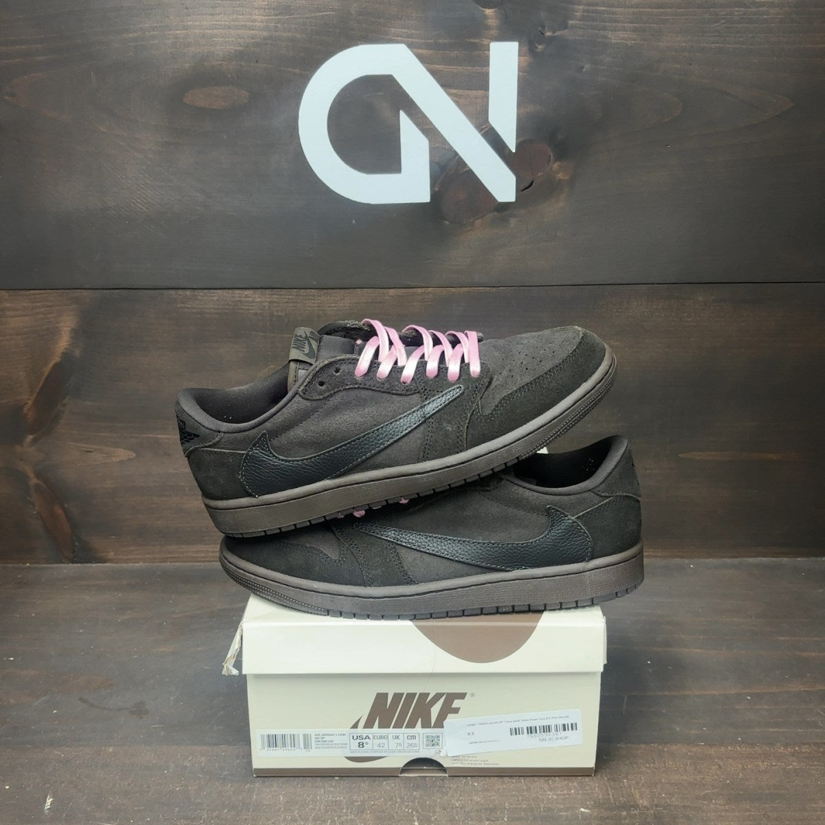 Jordan 1 Retro Low OG SP Travis Scott Velvet Brown - Image 1
