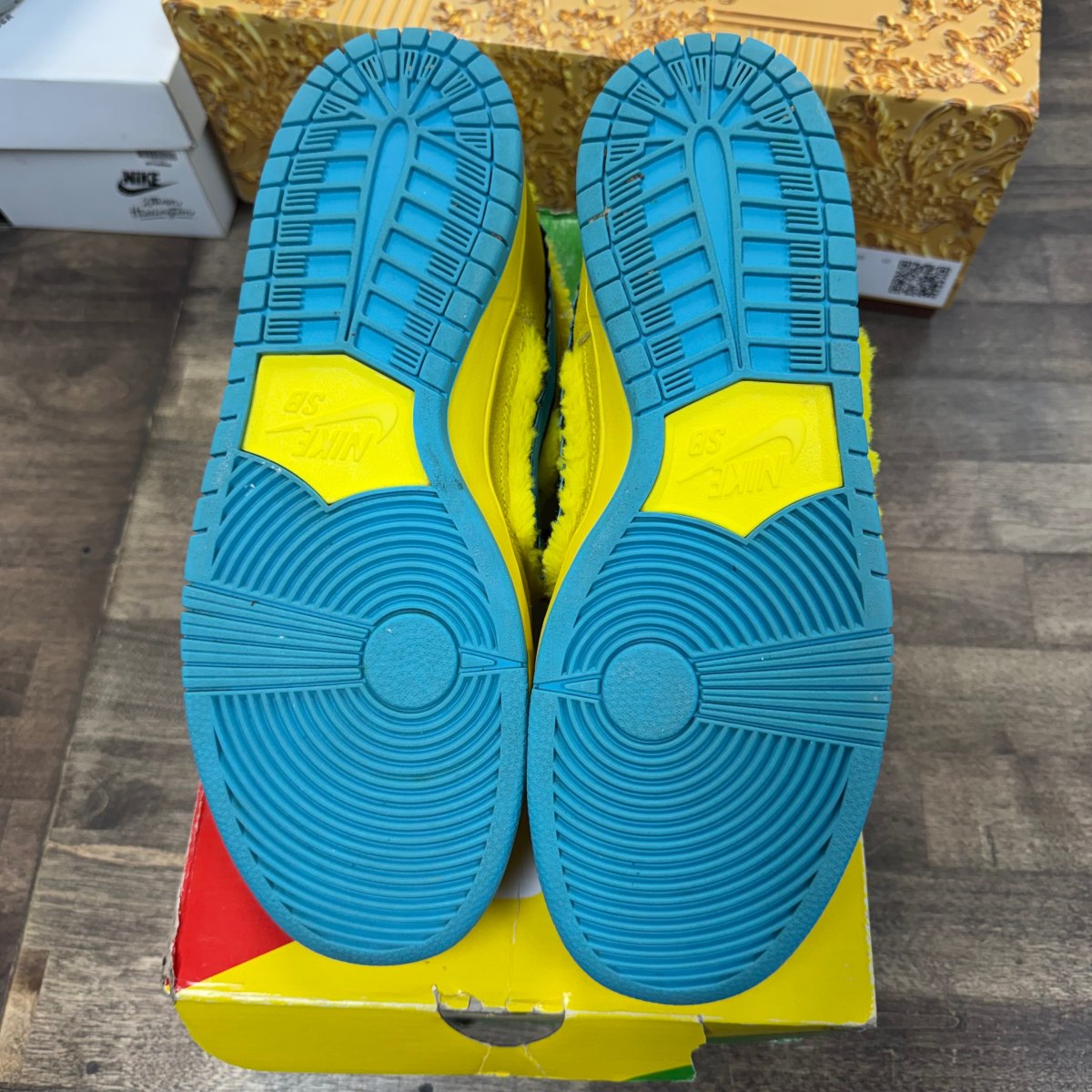Nike SB Dunk Low Grateful Dead Bears Opti Yellow - Image 4