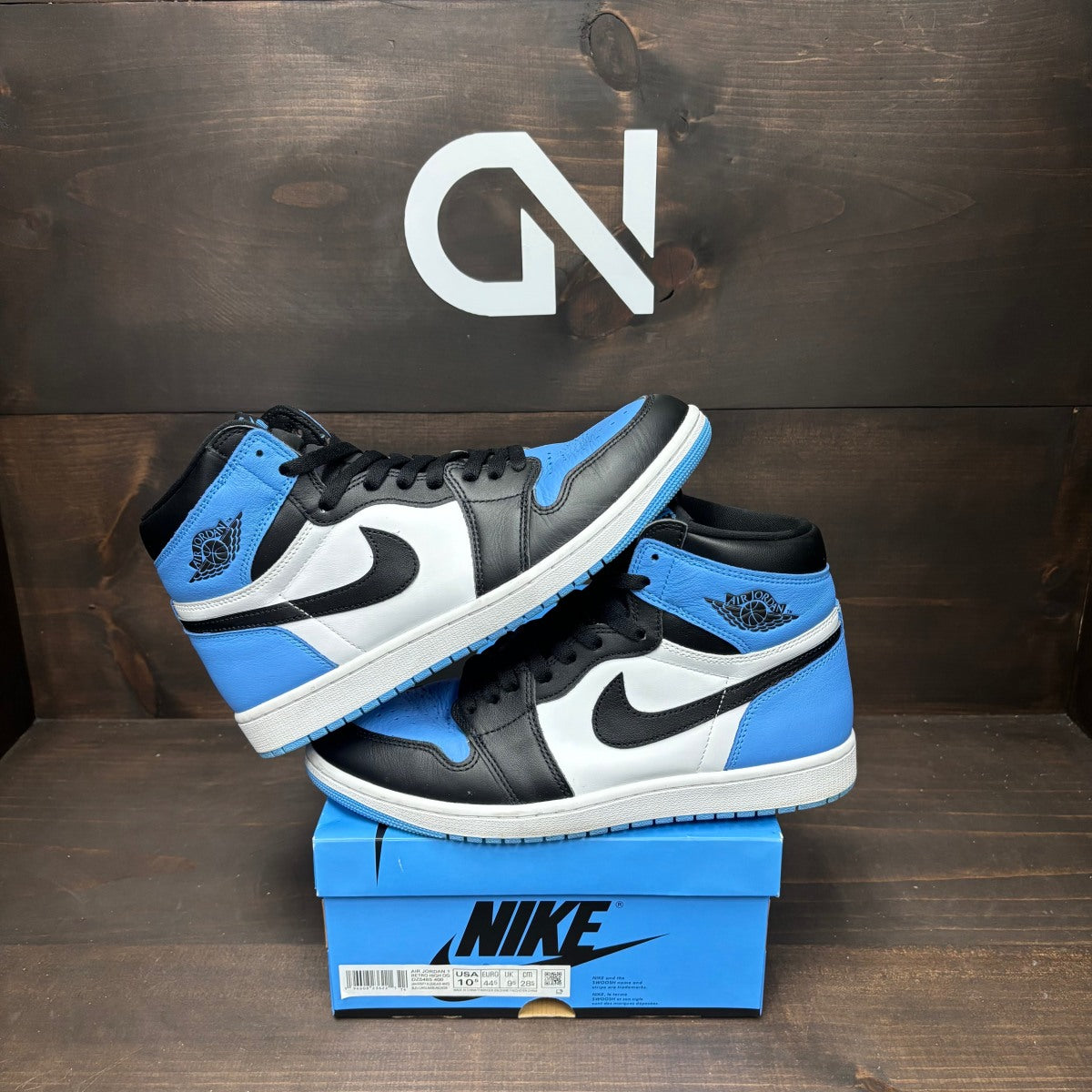 Jordan 1 Retro High OG UNC Toe - Image 2
