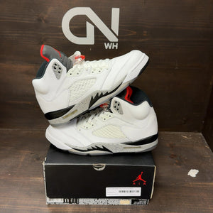 Jordan 5 Retro White Cement Size 11 (Pre-Owned) - front
