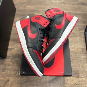 Jordan 1 Retro High '85 OG Bred (2025) - Image 1