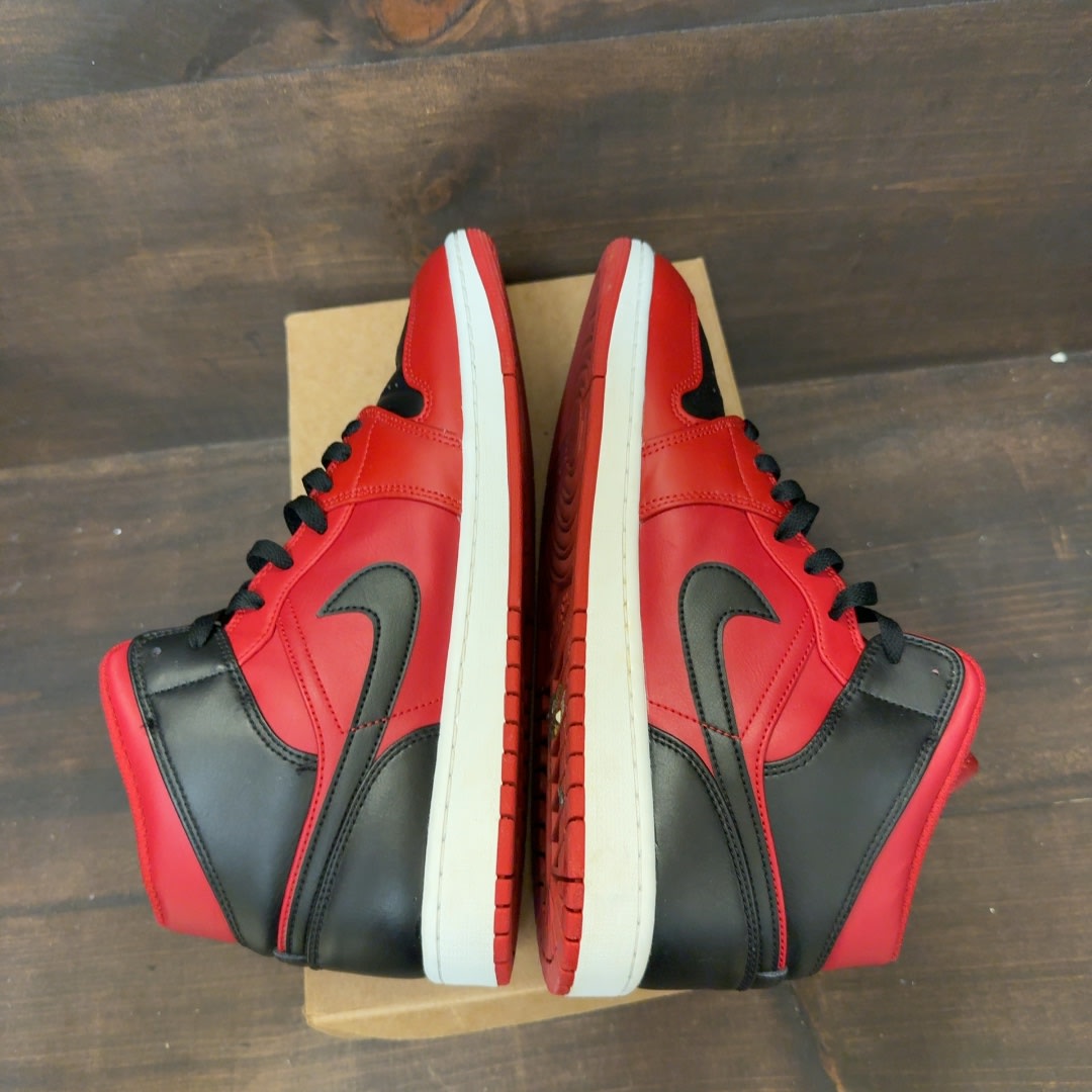 Jordan 1 Mid Reverse Bred (2021) Size 11 (Pre-Owned) - Image 5