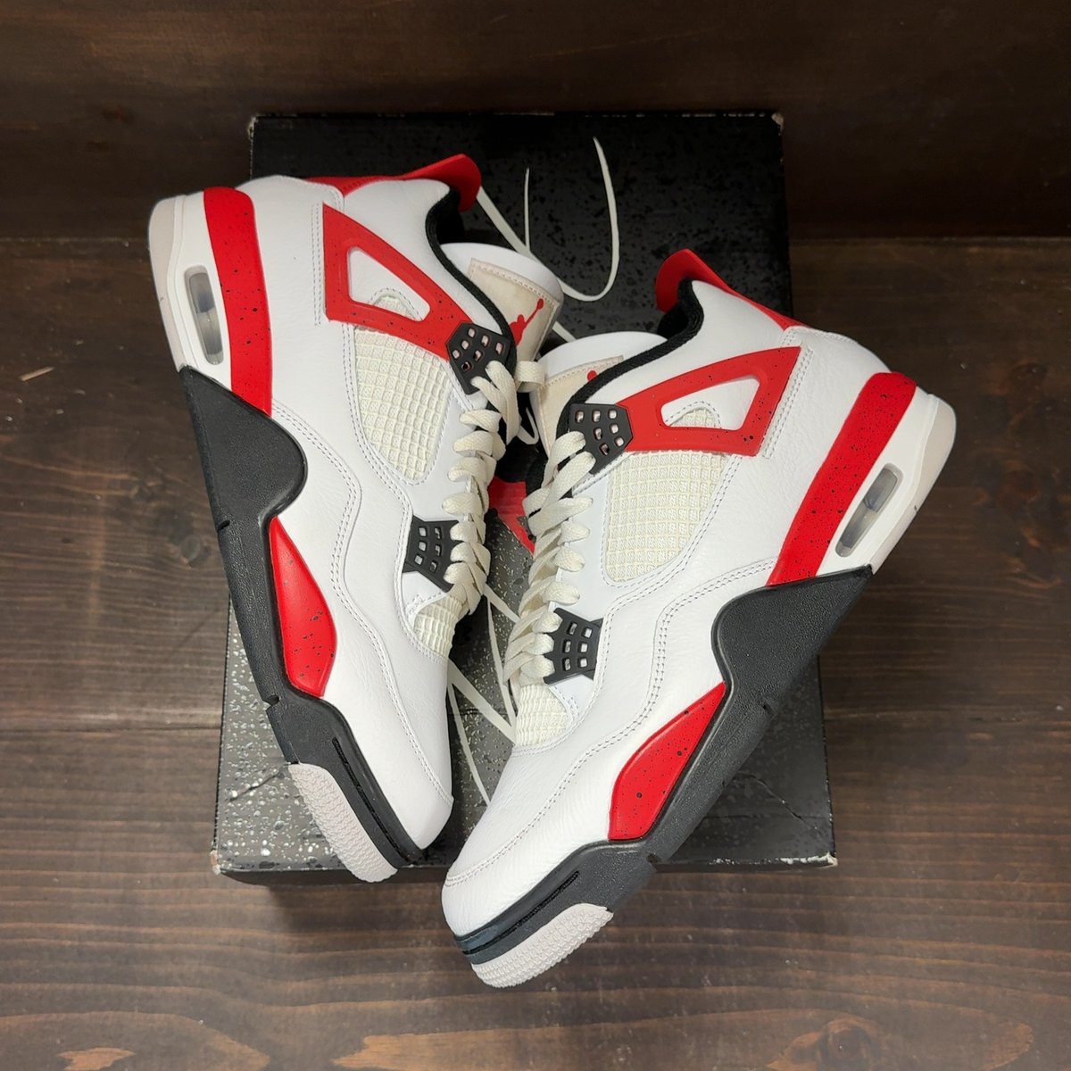 Jordan 4 Retro Red Cement Size 9.5 (Pre-Owned) - back