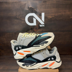 adidas Yeezy Boost 700 Wave Runner Size 7 (Pre-Owned) - Image 1