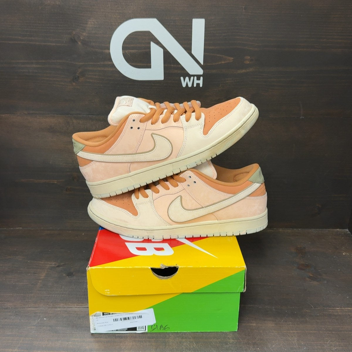 Nike SB Dunk Low Trocadéro Gardens Size 12 (Pre-Owned) - Image 1