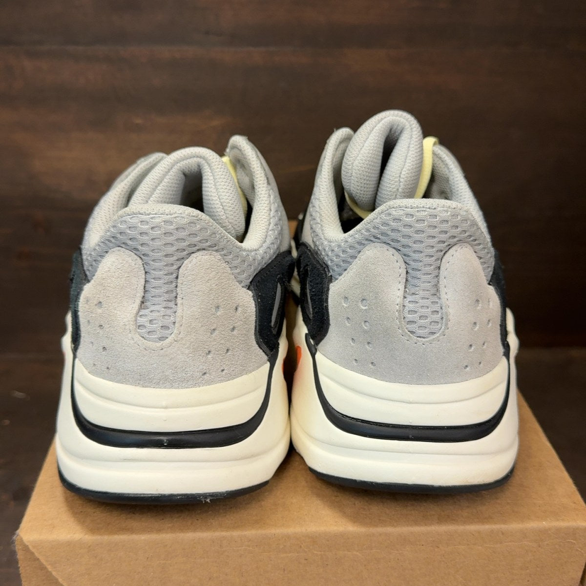 adidas Yeezy Boost 700 Wave Runner Size 10.5 (Pre-Owned) - Image 5