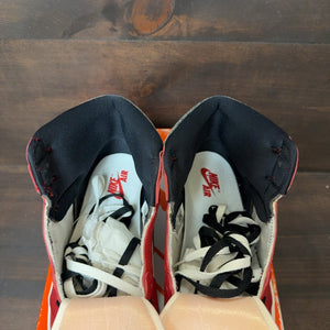 Jordan 1 Retro High OG Chicago Lost and Found - Image 4