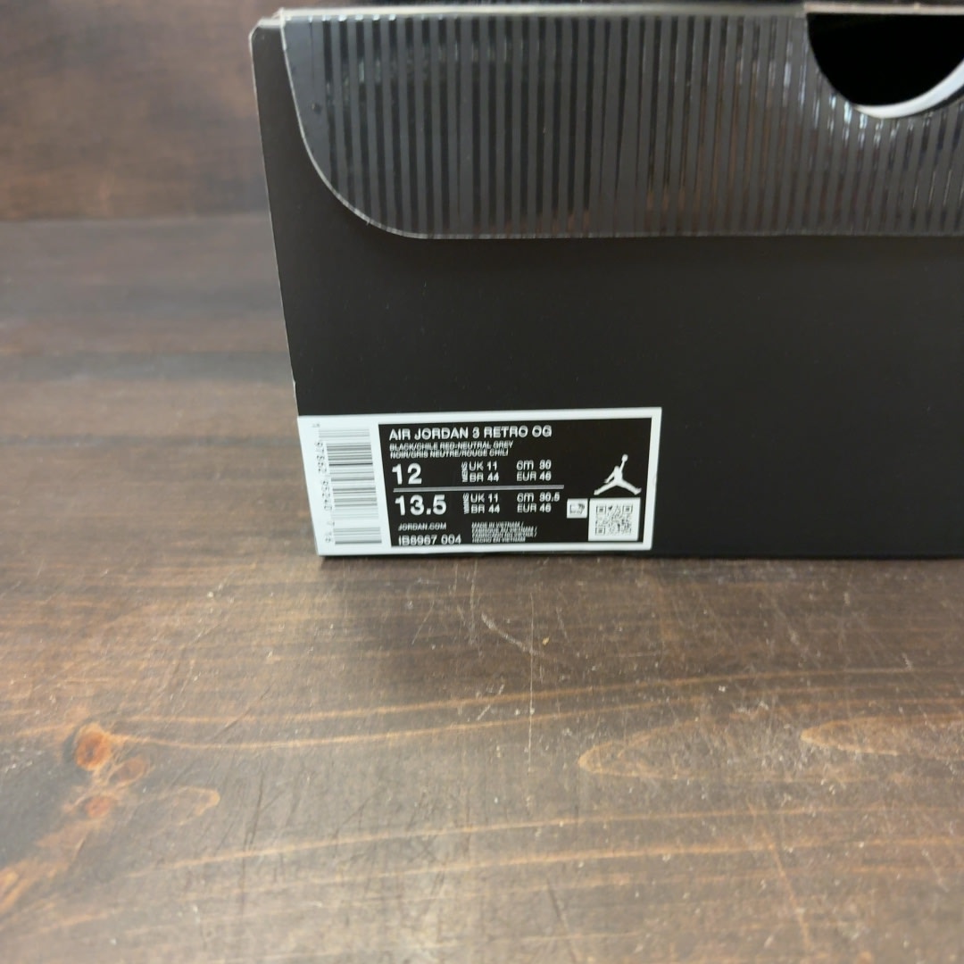 Jordan 3 Retro OG Rare Air Size 12 (Pre-Owned)