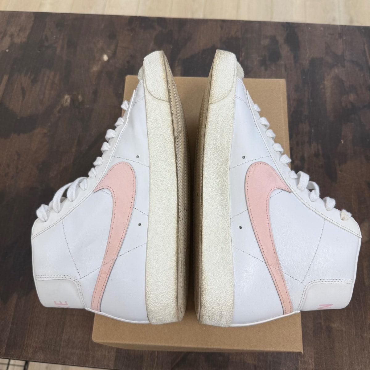 Nike Blazer Mid 77 White Pink Foam Size 11 (Pre-Owned) - Image 4