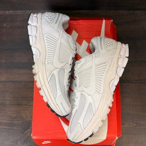 Nike Zoom Vomero 5 SP Vast Grey Size 8 (Pre-Owned) - Image 2