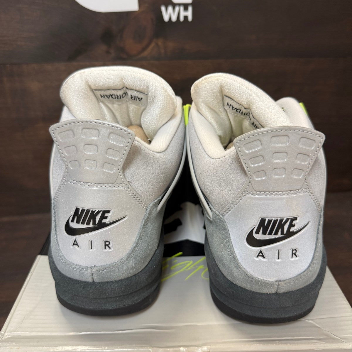 Jordan 4 Retro SE 95 Neon - Image 4