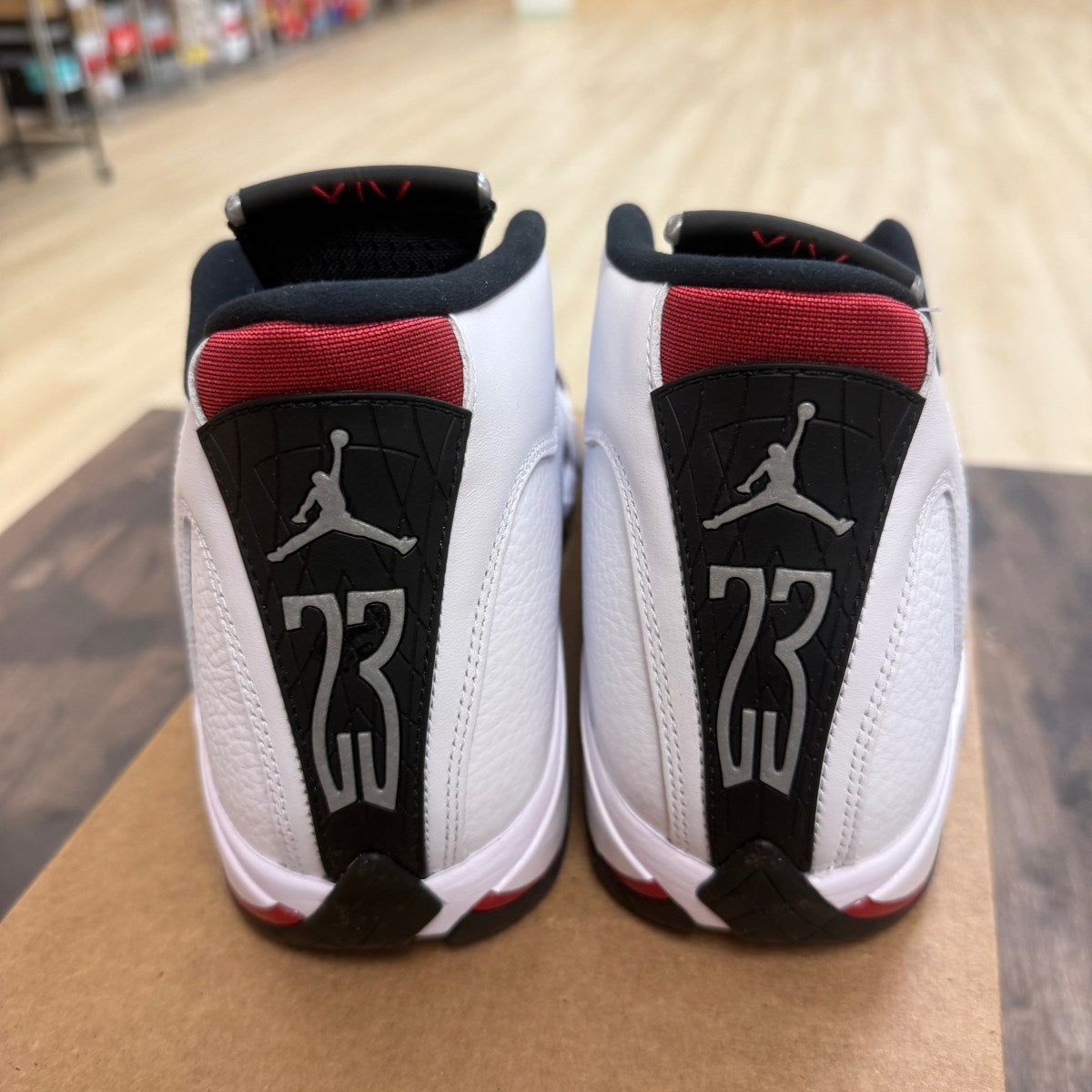 Jordan 14 Retro Black Toe (2024) Size 10 (Pre-Owned) - Image 5