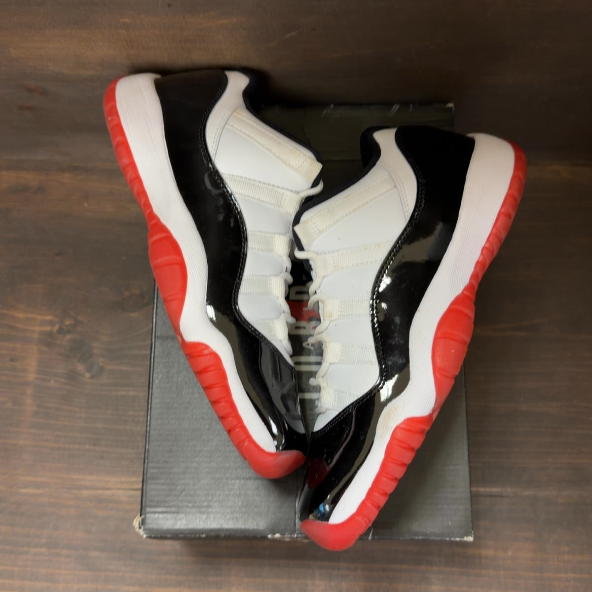 Jordan 11 Retro Low Concord Bred (GS) - Image 2