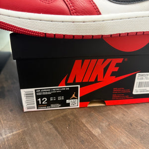 Jordan 1 Retro Low OG Chicago (2025) Size 12 (Pre-Owned) - front